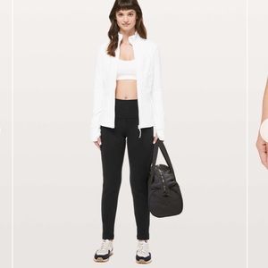 - LULULEMON Women’s Black WUNDER LOUNGE 30”